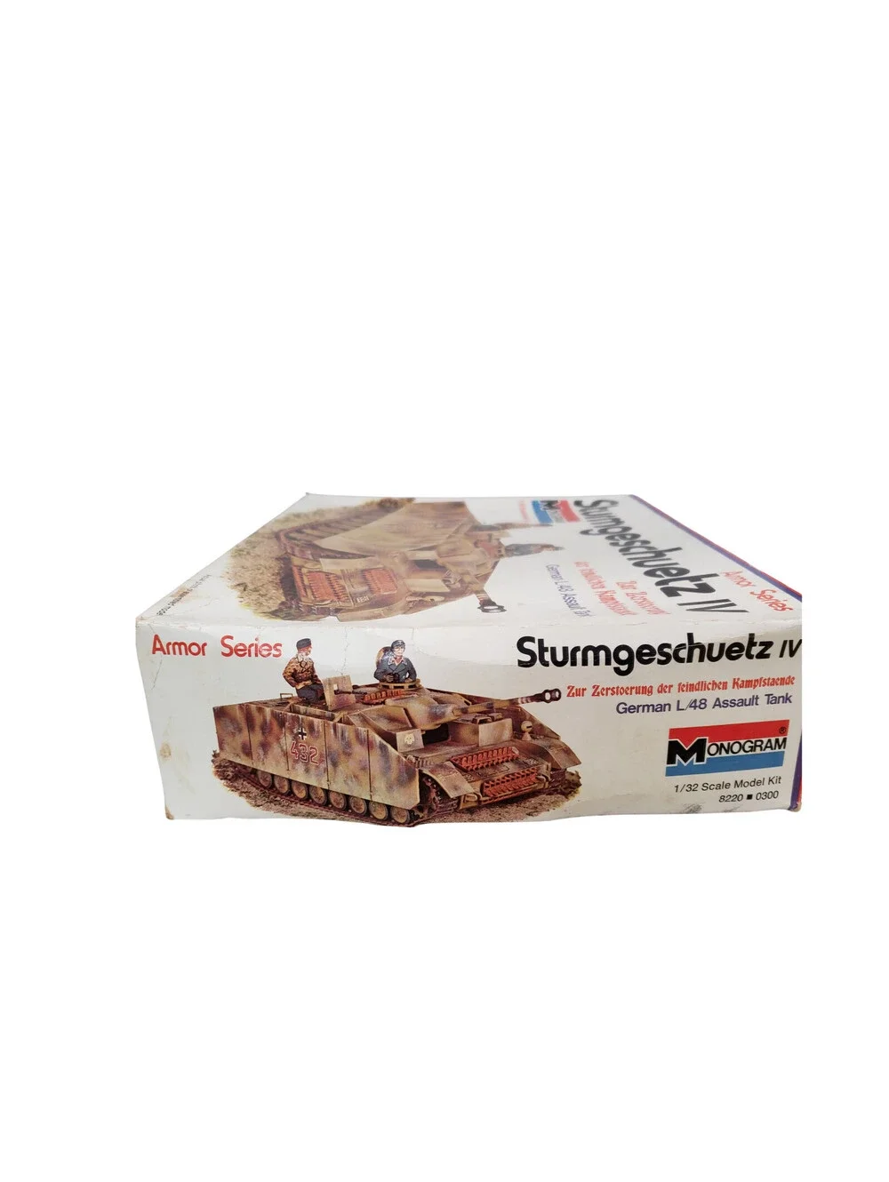 Vintage Monogram Sturmgeschuetz IV 1/32 Armor Series Vehicle 1972 WW II